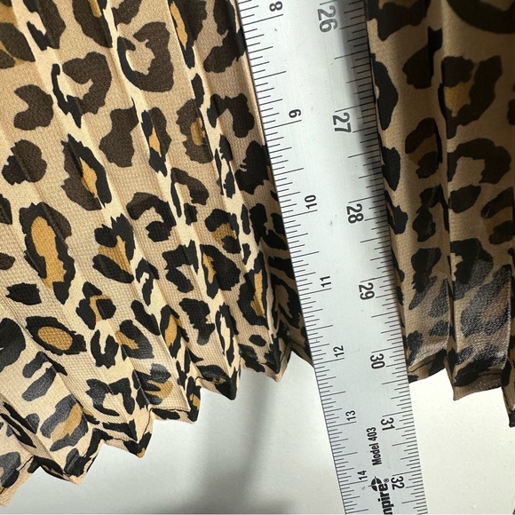Good Heart leopard  pleated fabric  size S - Picture 10 of 13